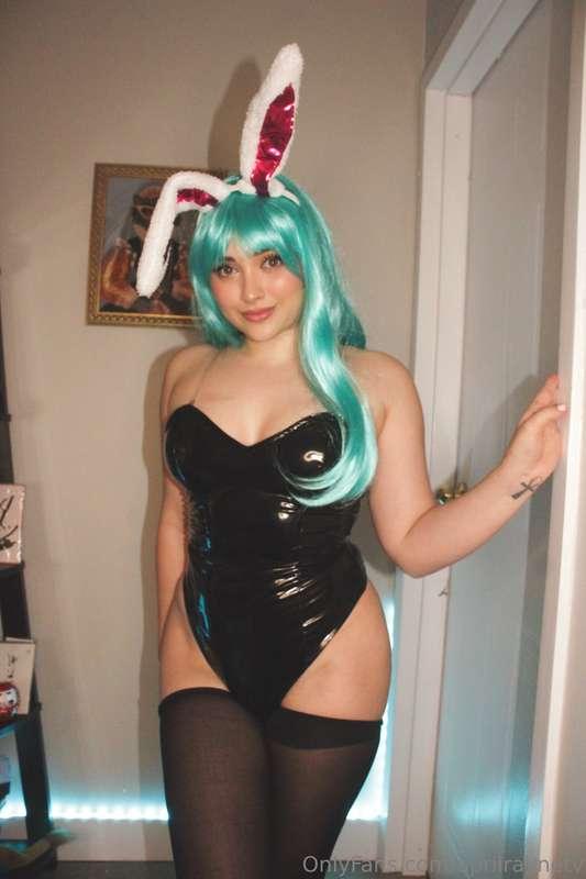 See the full set on my main page 🤭