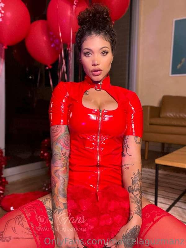 💗 Valentine's Day is coming 💗
and I'm ready to have fun!😈
💌I..