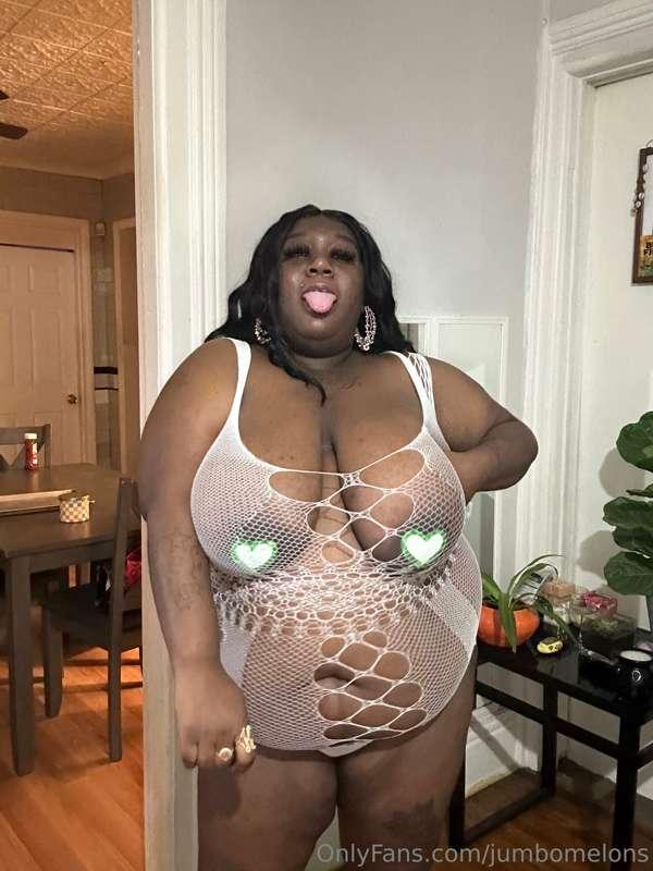 Come spit in my mouth 😜🤪