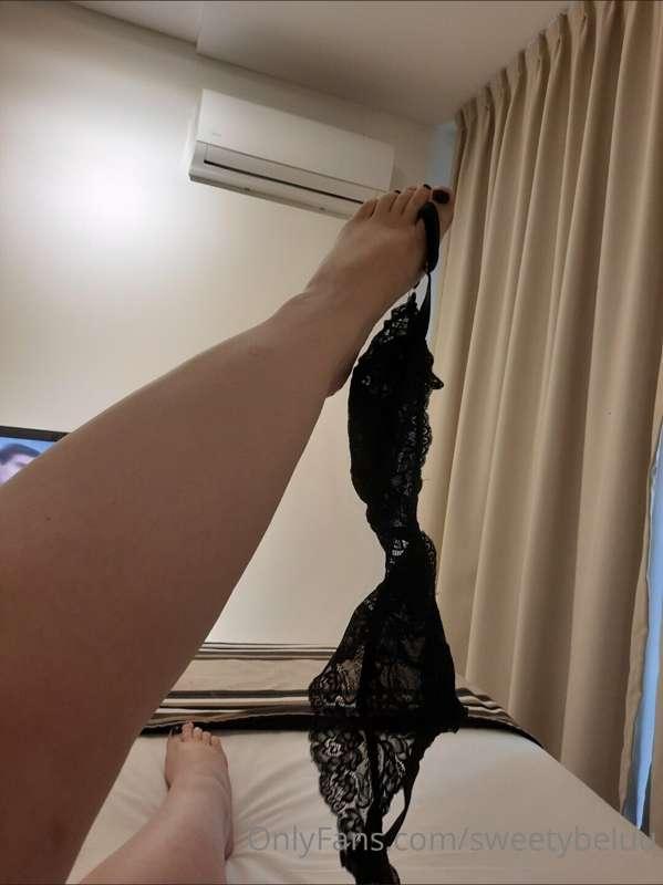A bit of my feet... Would you like to see me suck on my toes..