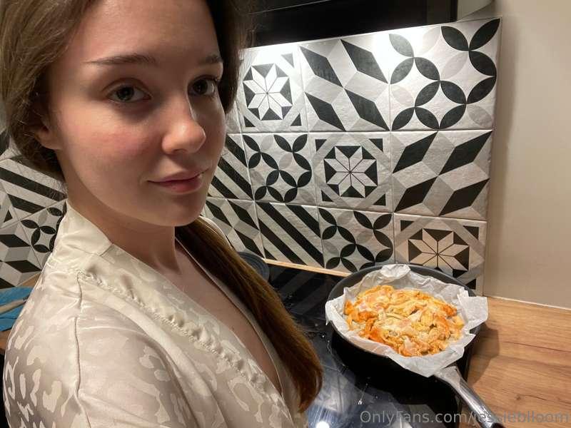 I fell madly in love with cooking . My family would come to ..