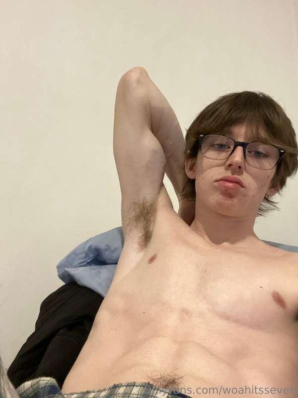 Do you want to sniff all my hair ? Starting with my armpits ..