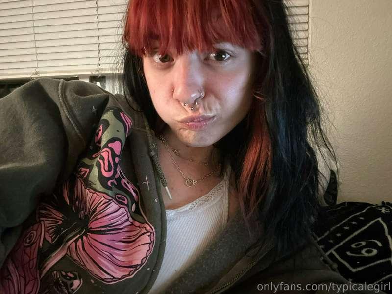 typicalegirl image #0