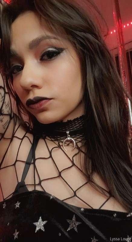 **Let's play some games!!!** 🎳
*Tip $15 to roll the dice 🎲
T..