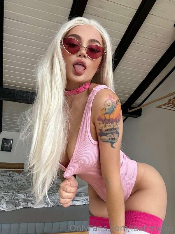 I beg you... my tongue is very thirsty 😈
