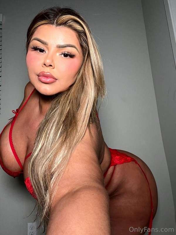 Hey baby, like what you see?🥵 DM me 💋