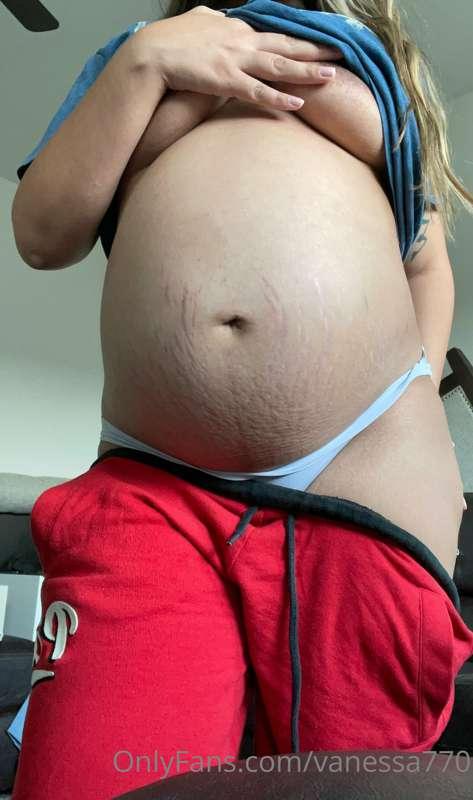 Ugh these stretch marks ! 😫😫