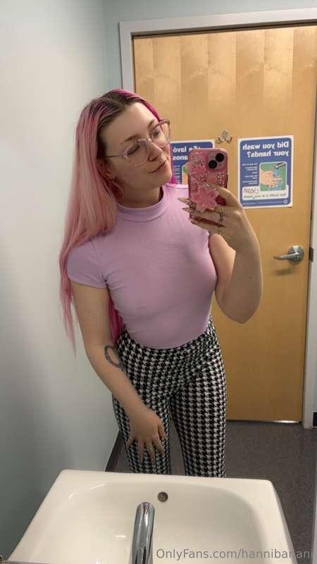Another day, another office outfit my nipples poke thru 🤸🏼‍♀..