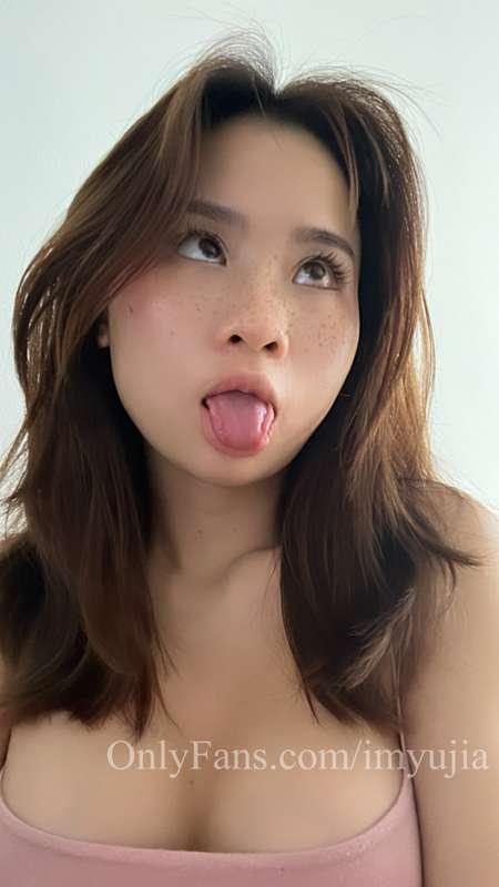 gimme 🍆🍆🍆 pleaseee 💦🥹