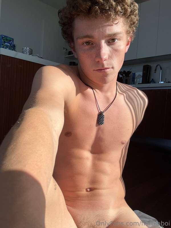 Got a total of 10 naked dance videos. HMU 