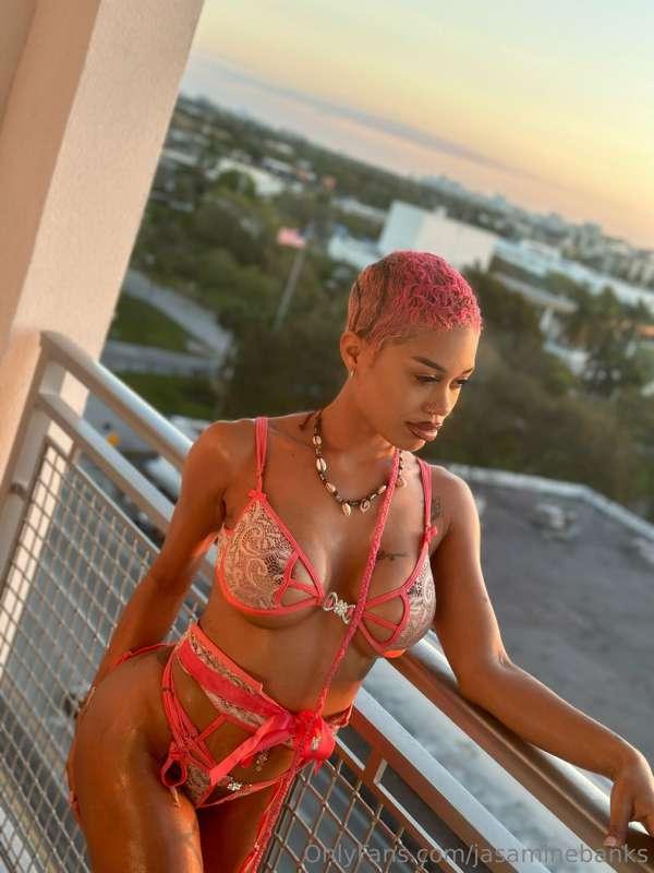 I still haven’t gotten fucked on a balcony in Miami..
That n..