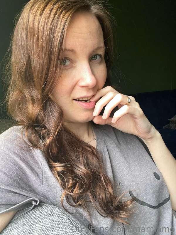 Nyt on kiima päällä! 🥵

Horny as hell! 🥵