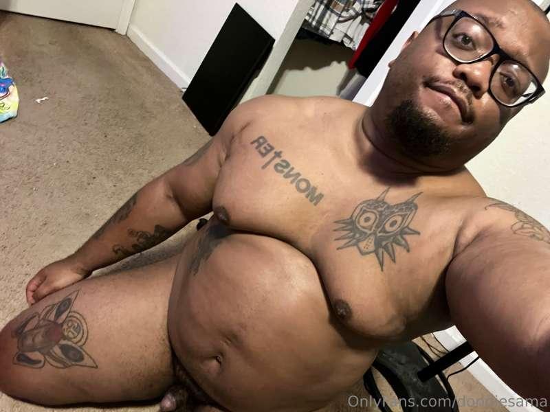 Just left the gym. I’m horny as fuck 😩