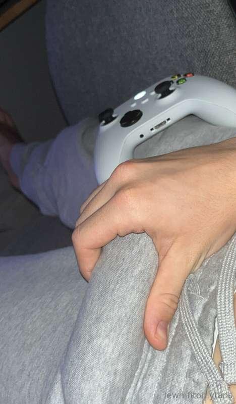 Let’s hang out 