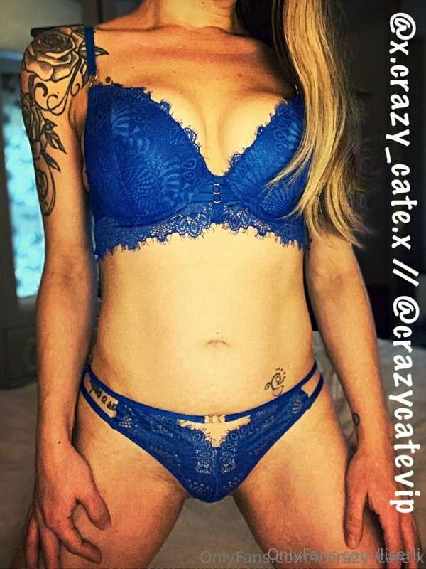 Go check out this baddie 🔥
Funsized slutty stoner embracing ..