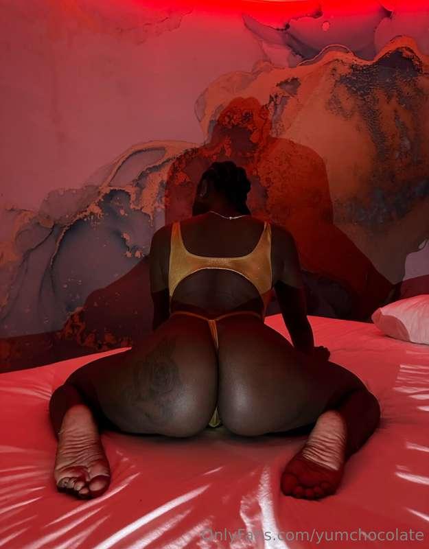 Can I sit down on you 🥺please papa