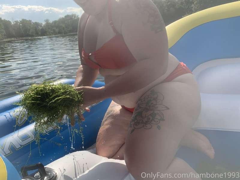 Extra 🔥🔥 pics coming soon!!!