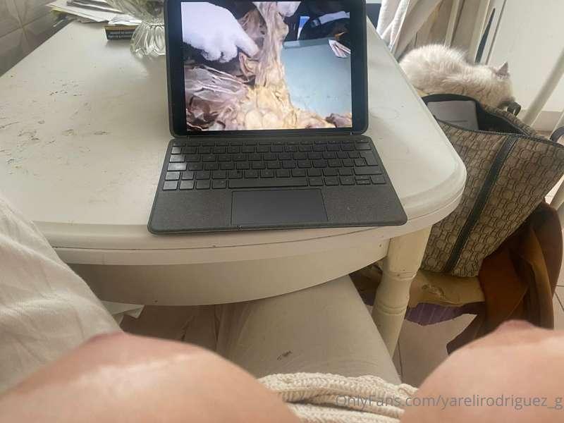 Así se estudia mejor 👩‍⚕️👩‍⚕️🥼🔥🔥🔥🥵🥵🥵🥵