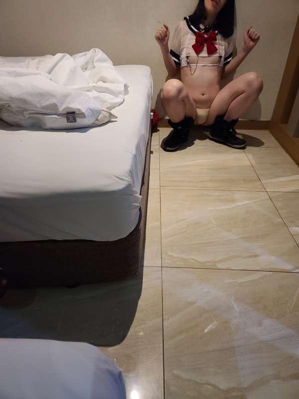 방 모서리 구석에서 멍멍이 애교 부리다 도개자하고 복종한날♡