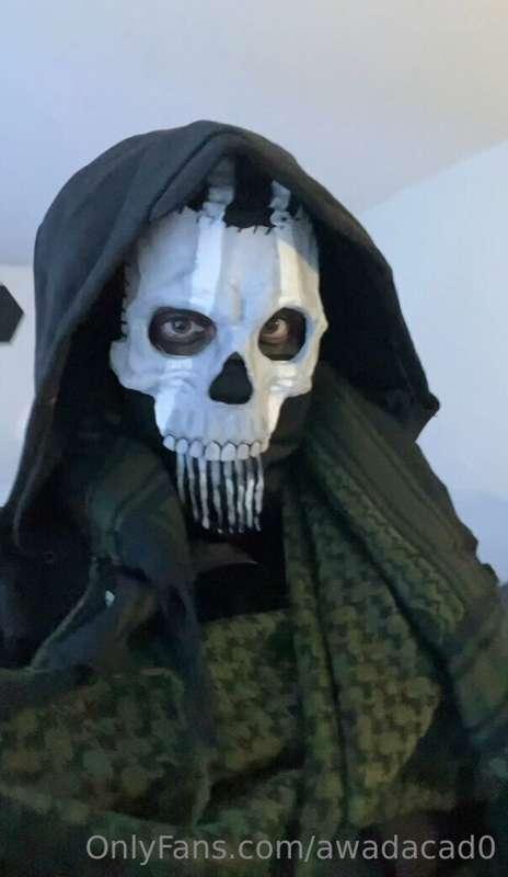 LOOK HOW COOL MY COSPLAY IS!! A video will probably come out..