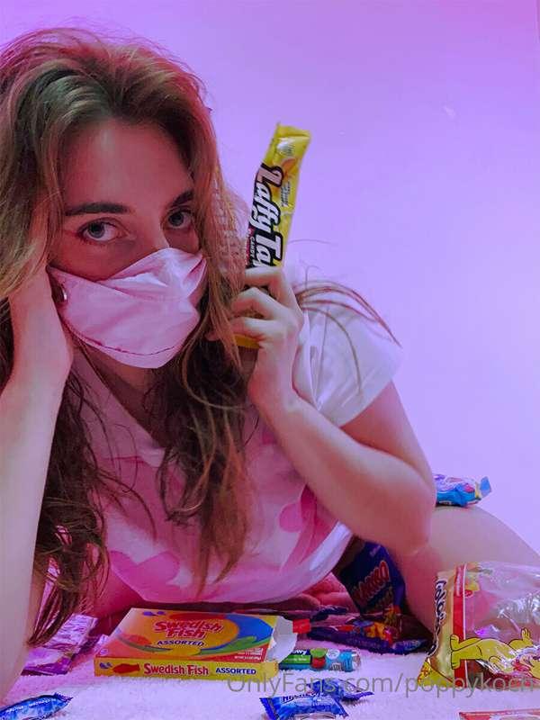 I'll be posting some sweet-themed photos for you this week, ..