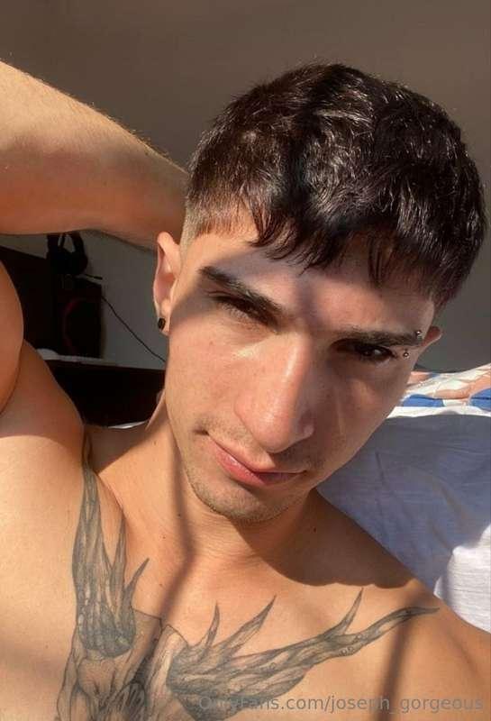 joseph_gorgeous image #1