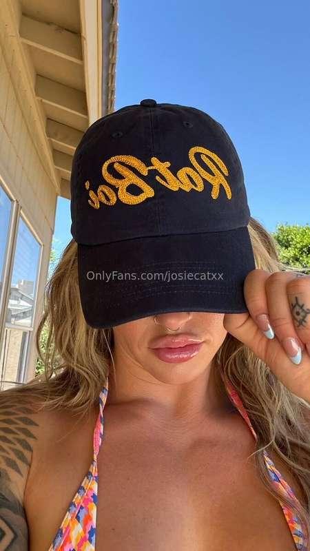 josiecatxx image #1