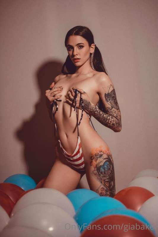 You might be wondering, why the rest of the pics today and n..