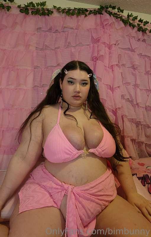 Tiny pink bikinis are made to be outgrown 💕
I appreciate eve..