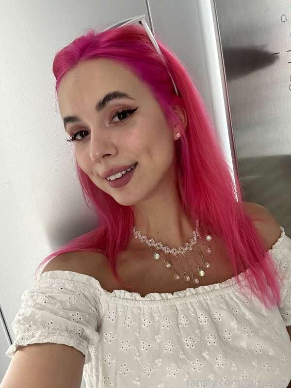 Just some life content ❤️


#fyp #pinkhair #selfie #mirrorselfie #egirl