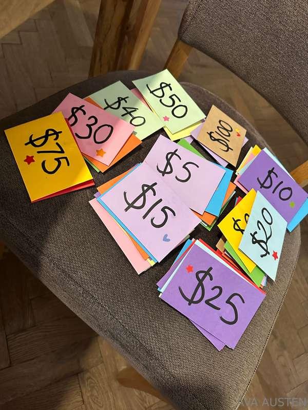 LIVE SHOW READY! 😜 PRIZES READY TO GO FOR 9:30pm tonight!! (..