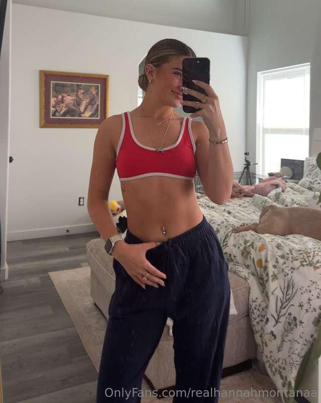 Happy Friday ❤️💙 New content coming tonight