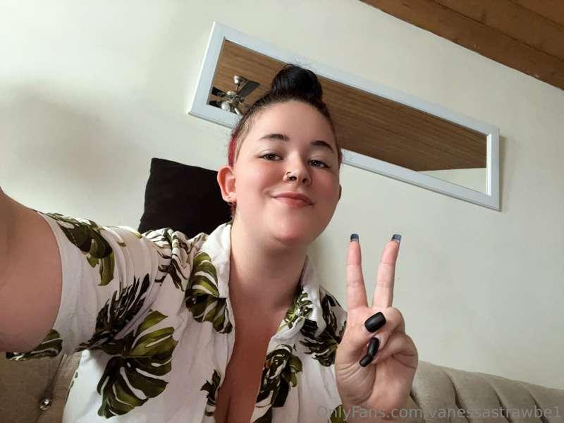 Hey guys just a heads up! I’m out of town this weekend (lake..