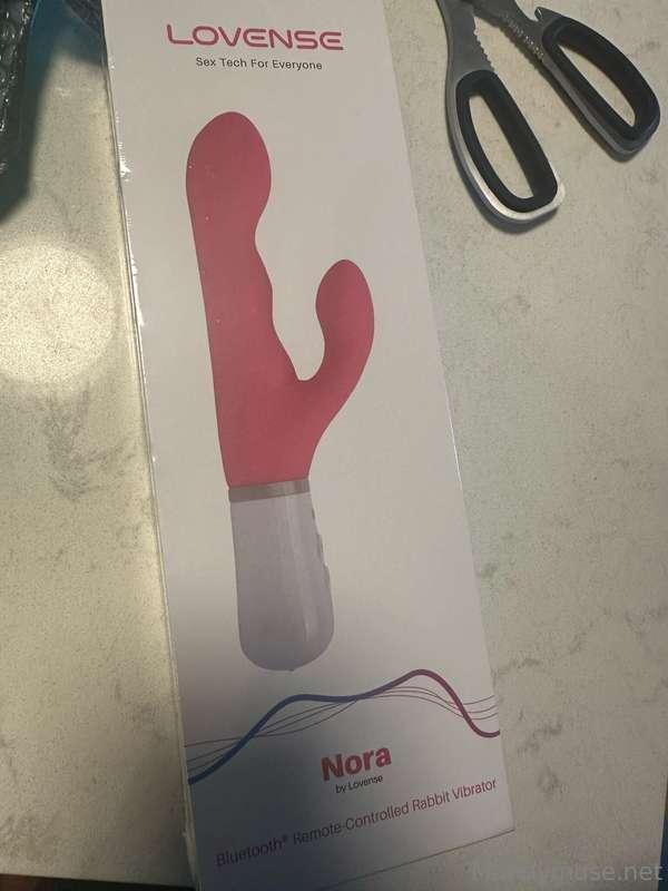 I’ve got a new toy… and YOU control it 😍💦Vibration, depth, r..