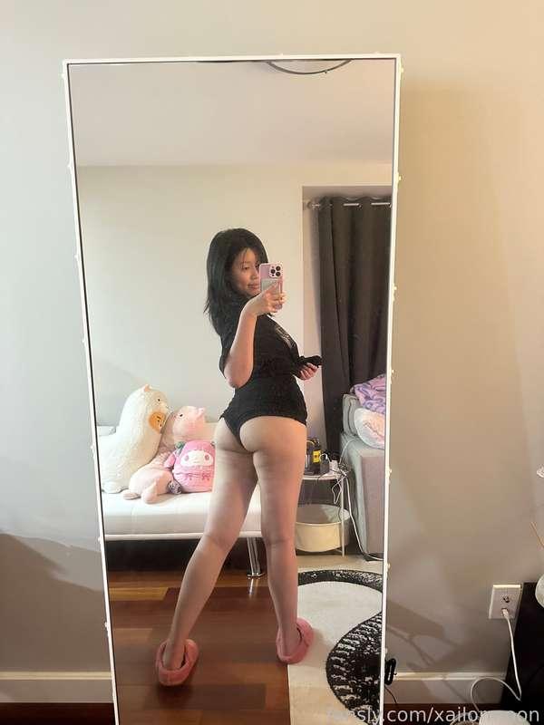 I may depressy, but at least I am still sessy 😵‍💫🏋🏻‍♀️🍑💦

