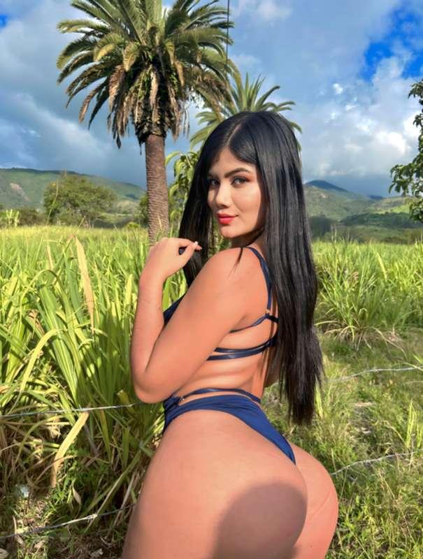 Buenos días amor déjame un mensaje 😘💋please! Voy corriendo a..