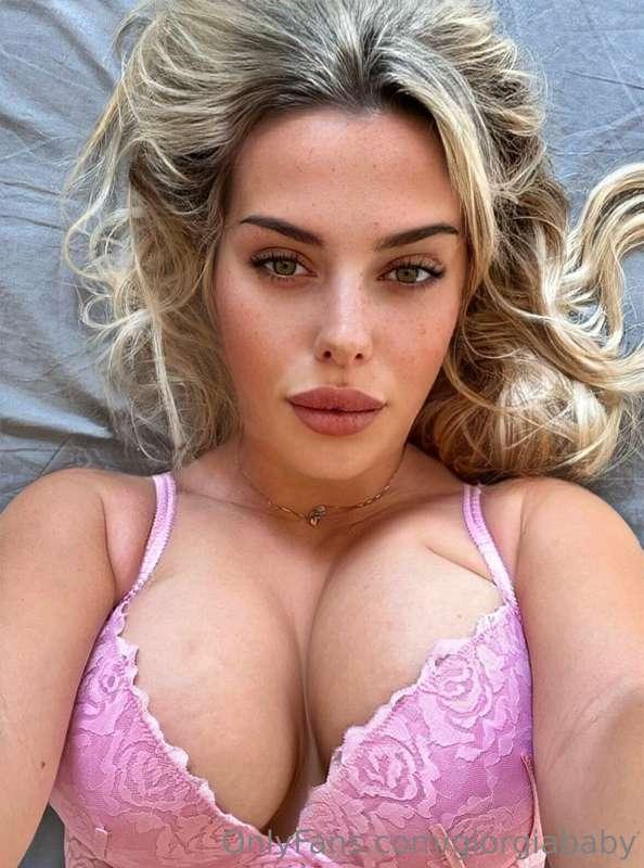 Buongiorno amo 🤍🍼  programmi per questo weekend?