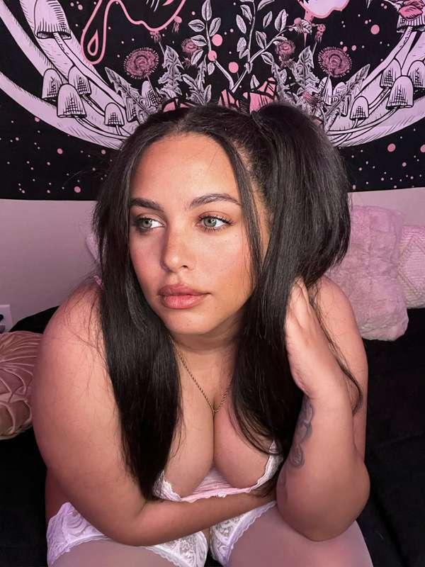 if i was your reward, would you finish the quest? 😘