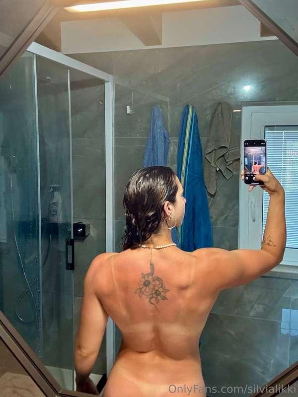 Era troppo piccolo il costume? 