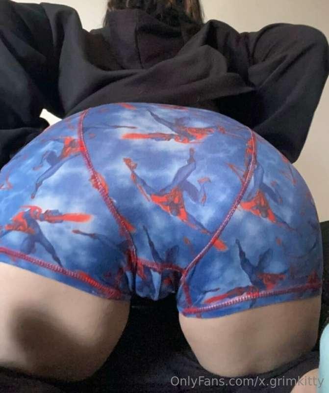 these spider man boxers are so complimentary to my ass 🍑🥵