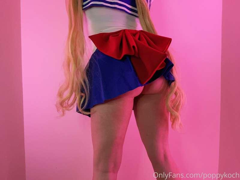 Are you looking up my skirt??