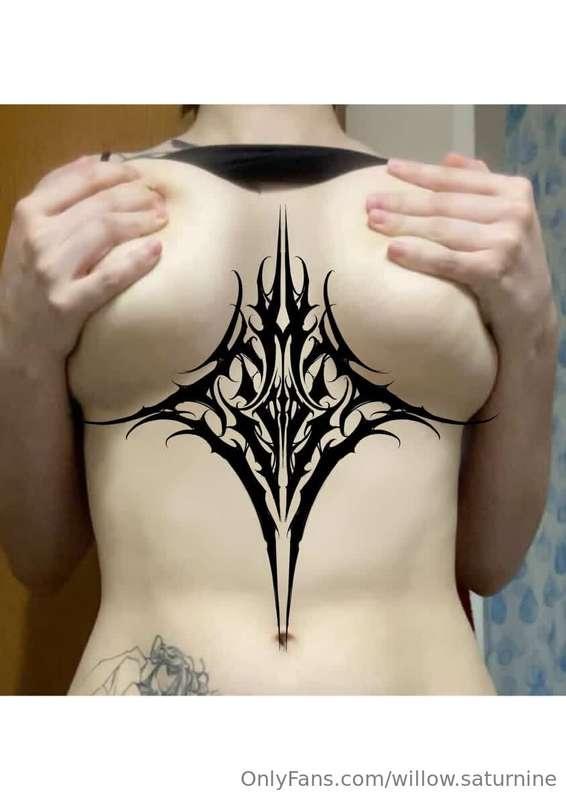 Im travelling to get tattooed, the artist sent this design b..