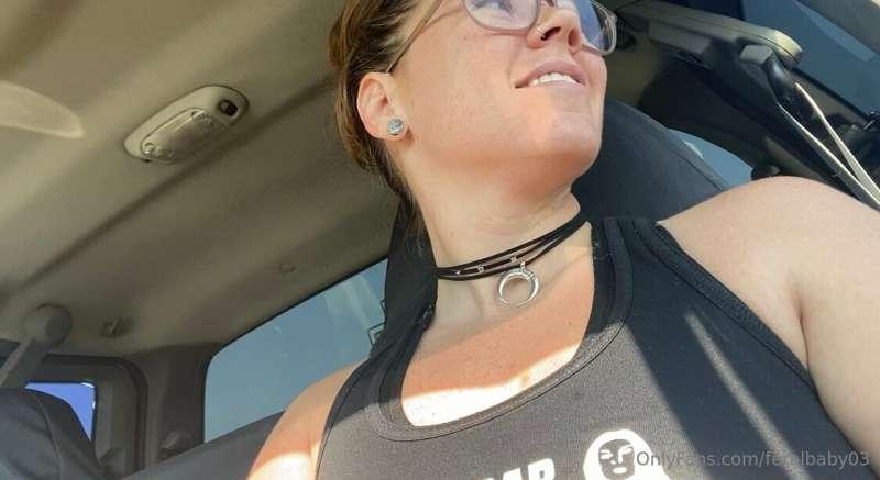 ✌️Fingered while driving!
I already had 3 orgasms this morni..