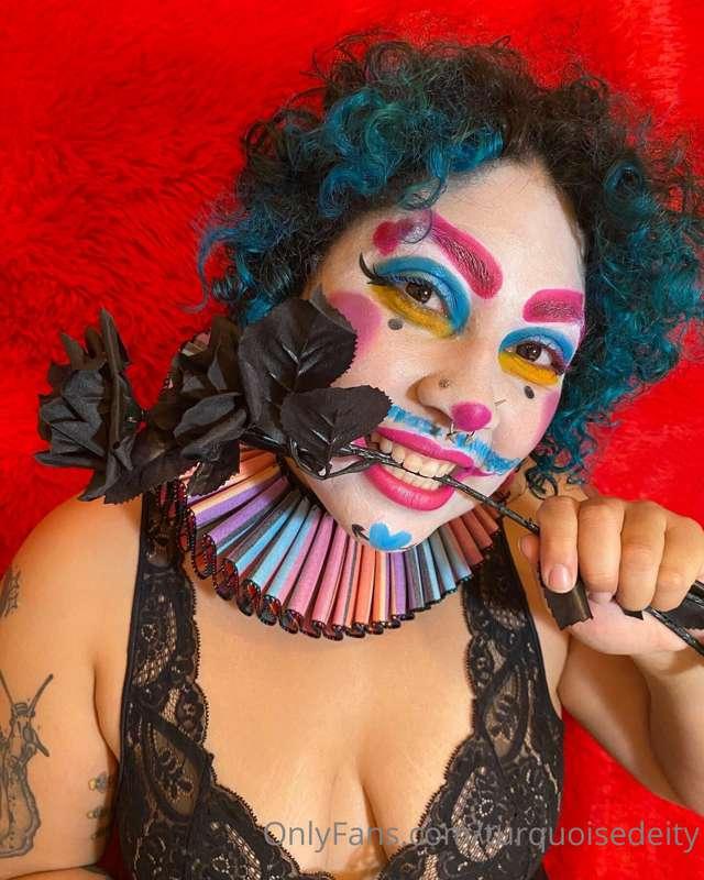 Happy Valentines Day 🌹🤡