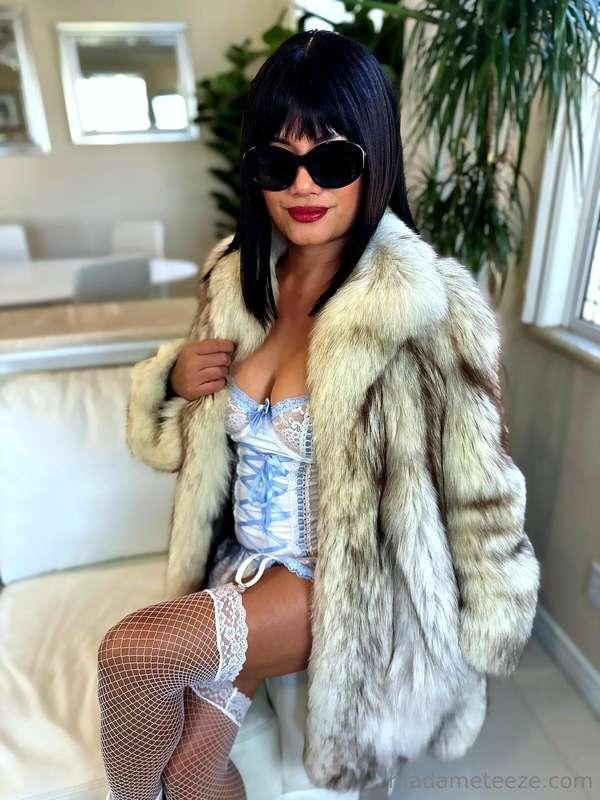 Hitwoman #10 Outfit 💋