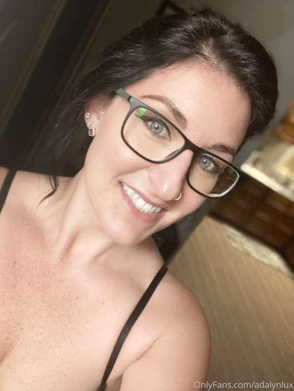 Daydreaming of 💦*HOT CUM*💦 getting *DUMPED* on my face and t..