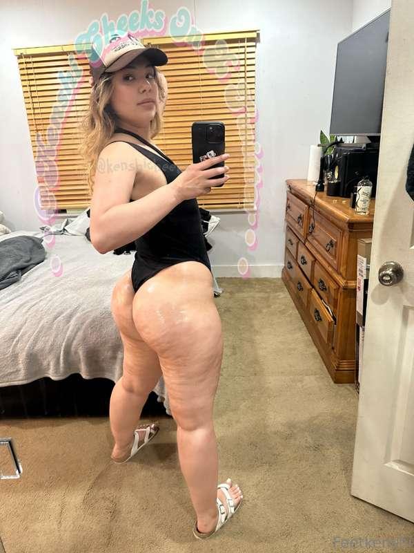 Hey baby... missionary or backshots first? 