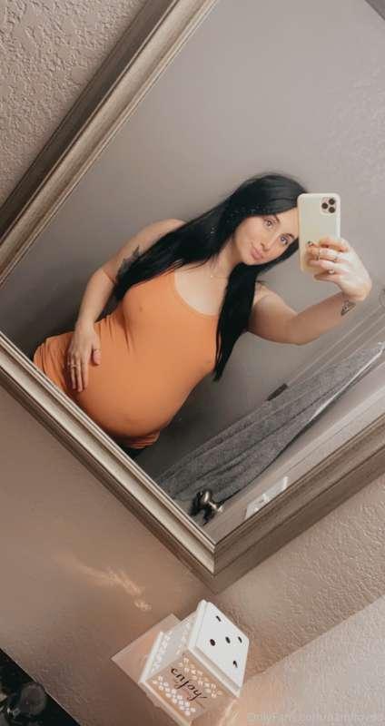 Just a simple night time selfie 🥰 goodnight babes