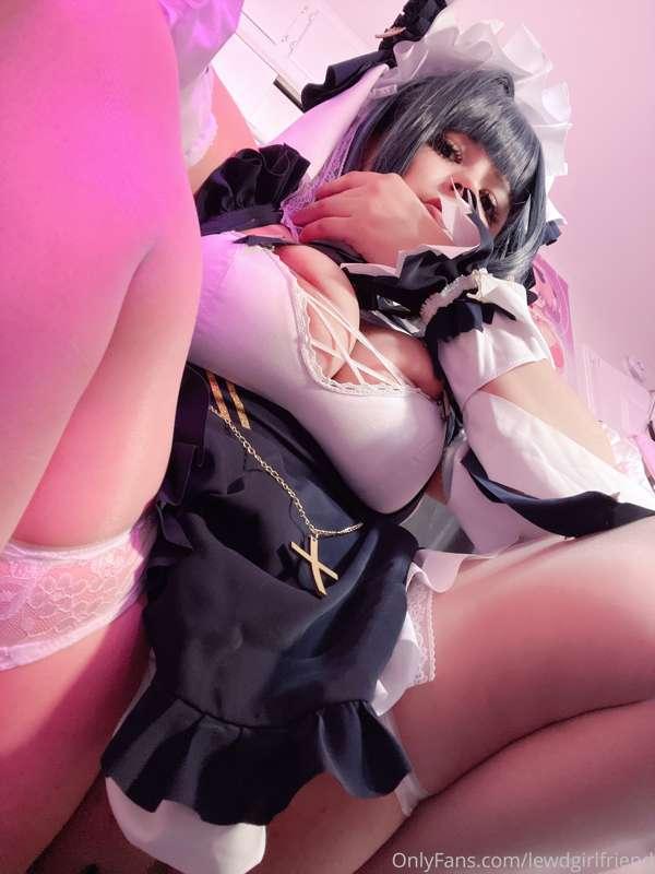 Cheshire wants to give u her heart. Happy Valentine's Day cu..