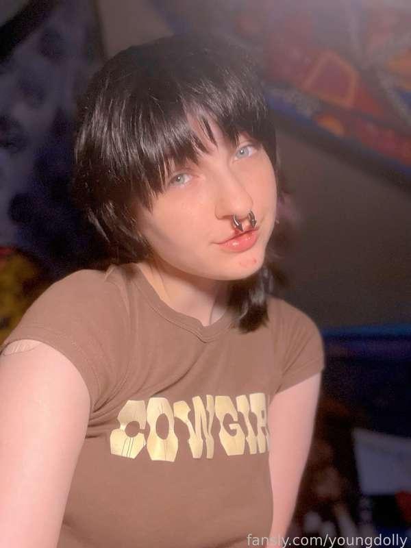 youngdolly image #0